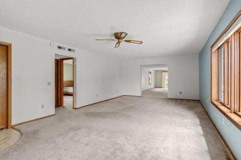 21443 160th Street New Richland MN 56072