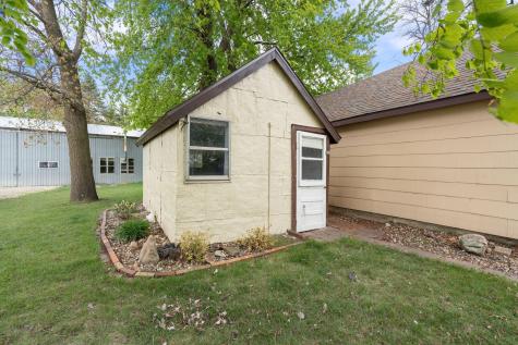 21443 160th Street New Richland MN 56072