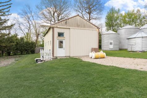 21443 160th Street New Richland MN 56072
