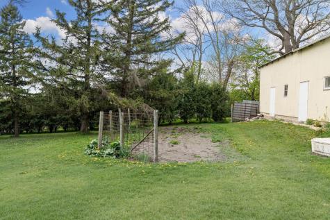 21443 160th Street New Richland MN 56072