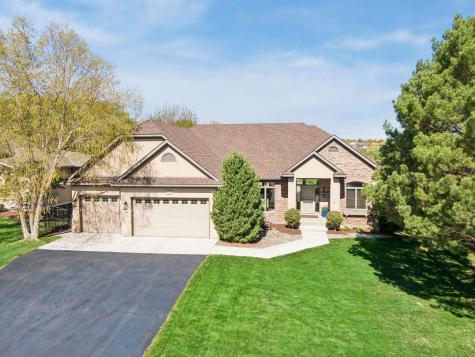 1676 Isabella Parkway Chaska MN 55318