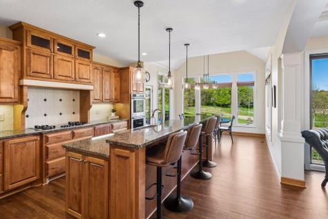 1676 Isabella Parkway Chaska MN 55318