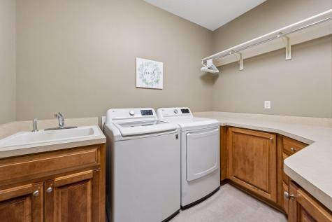 1676 Isabella Parkway Chaska MN 55318