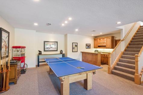1676 Isabella Parkway Chaska MN 55318