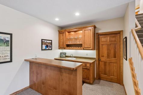 1676 Isabella Parkway Chaska MN 55318