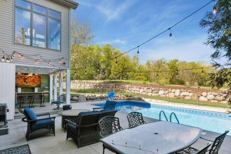 1676 Isabella Parkway Chaska MN 55318