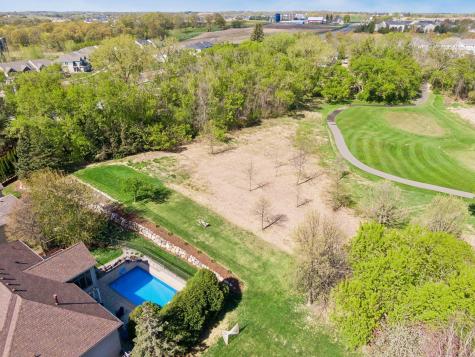 1676 Isabella Parkway Chaska MN 55318