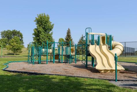 1676 Isabella Parkway Chaska MN 55318