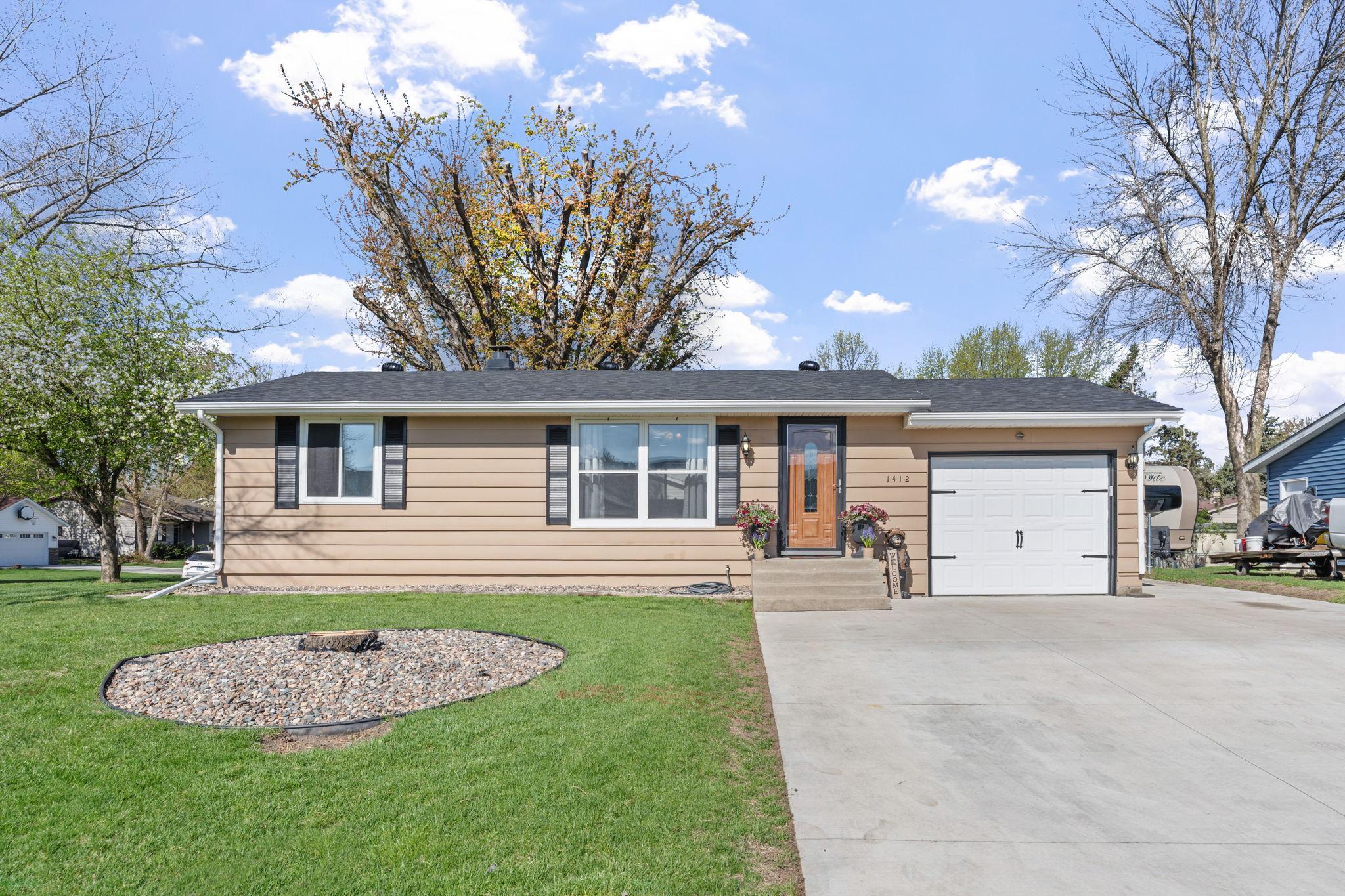 1412 Prairie Avenue SW Faribault MN 55021