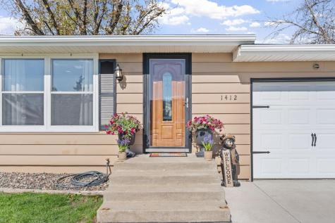 1412 Prairie Avenue SW Faribault MN 55021