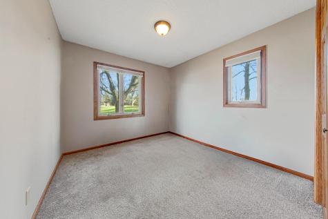 101 Mapleridge Drive Mankato MN 56001