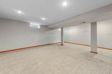 101 Mapleridge Drive Mankato MN 56001