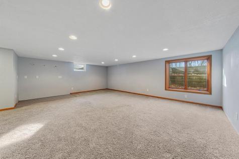 101 Mapleridge Drive Mankato MN 56001