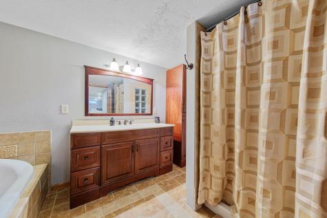 101 Mapleridge Drive Mankato MN 56001