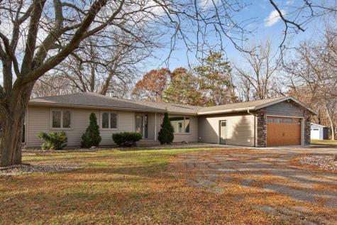 101 Mapleridge Drive Mankato MN 56001