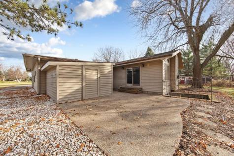 101 Mapleridge Drive Mankato MN 56001