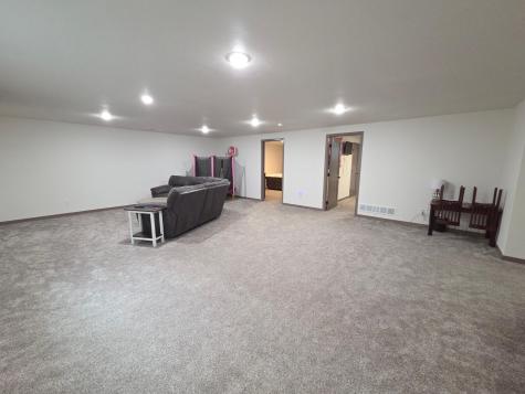 1882 18th Avenue N Wahpeton ND 58075