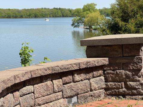 1917 South Shore Drive Albert Lea MN 56007