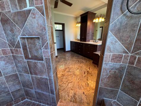 1917 South Shore Drive Albert Lea MN 56007