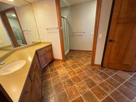 1917 South Shore Drive Albert Lea MN 56007