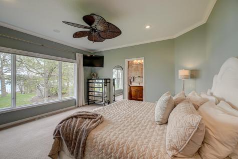 5256 Oxford Street N Shoreview MN 55126