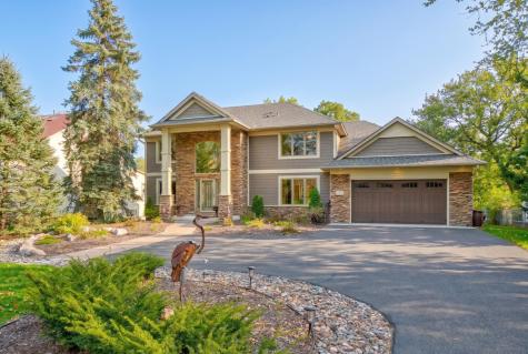 5256 Oxford Street N Shoreview MN 55126