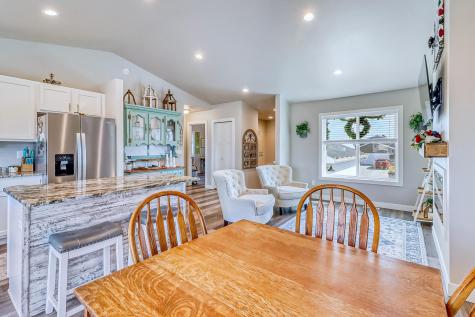6879 67th Street S Horace ND 58047