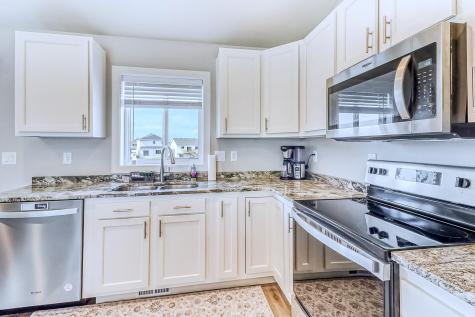 6879 67th Street S Horace ND 58047