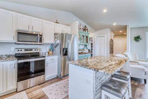 6879 67th Street S Horace ND 58047