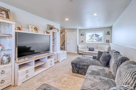 6879 67th Street S Horace ND 58047