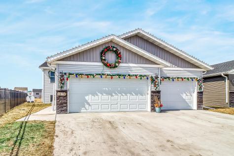 6879 67th Street S Horace ND 58047