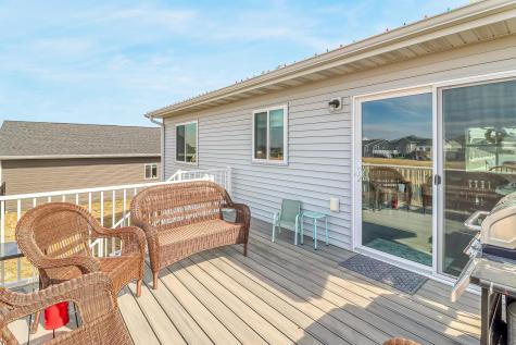6879 67th Street S Horace ND 58047