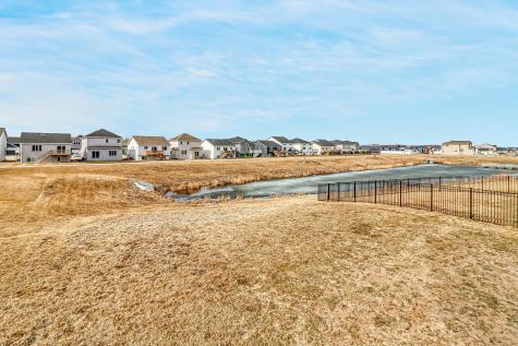 6879 67th Street S Horace ND 58047