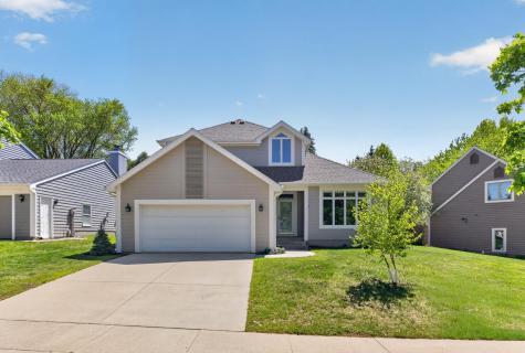 1052 Foxcroft Circle SW Rochester MN 55902