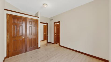 1052 Foxcroft Circle SW Rochester MN 55902