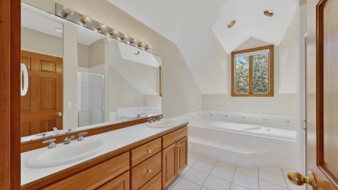 1052 Foxcroft Circle SW Rochester MN 55902