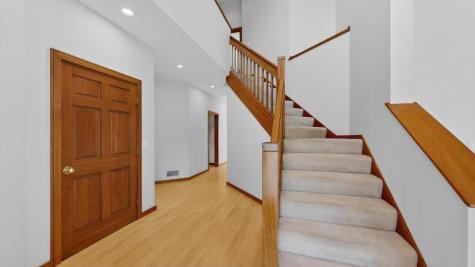 1052 Foxcroft Circle SW Rochester MN 55902