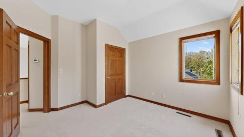 1052 Foxcroft Circle SW Rochester MN 55902