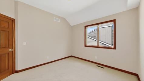 1052 Foxcroft Circle SW Rochester MN 55902
