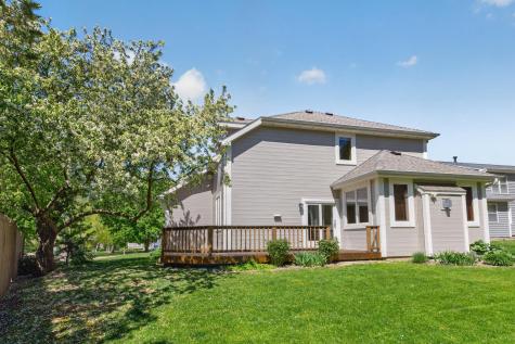 1052 Foxcroft Circle SW Rochester MN 55902