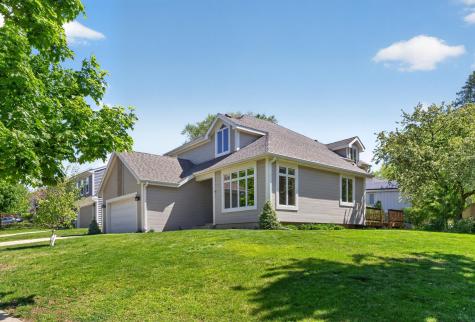 1052 Foxcroft Circle SW Rochester MN 55902