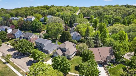 1052 Foxcroft Circle SW Rochester MN 55902