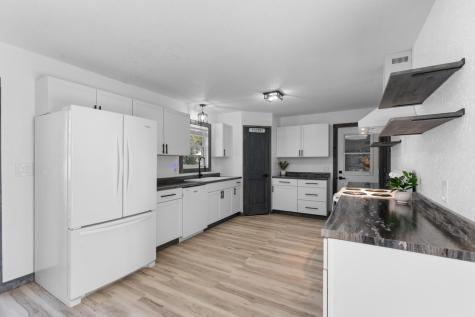 26 Oak Lane Pine Island MN 55963