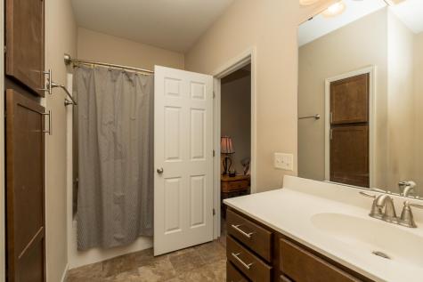 4129 Jarmann Lane Shakopee MN 55379