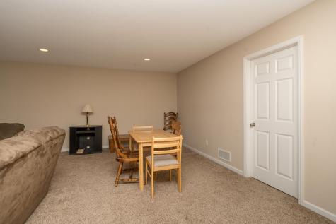 4129 Jarmann Lane Shakopee MN 55379