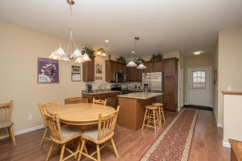 4129 Jarmann Lane Shakopee MN 55379