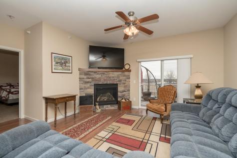 4129 Jarmann Lane Shakopee MN 55379