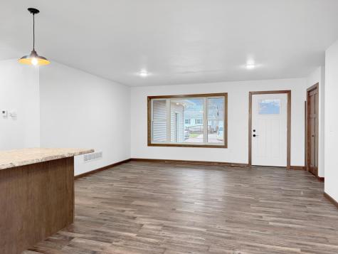 122 2nd Street E Tracy MN 56175
