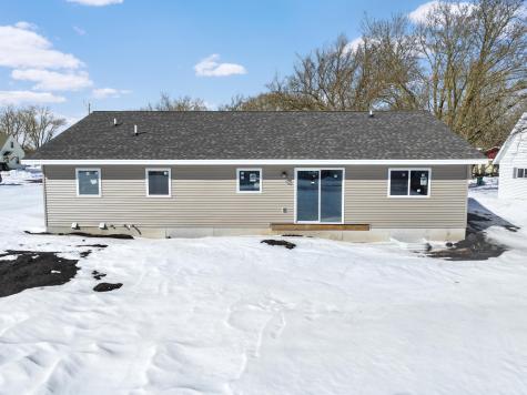 122 2nd Street E Tracy MN 56175