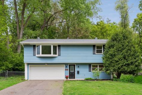 2460 Kewanee Way Golden Valley MN 55422